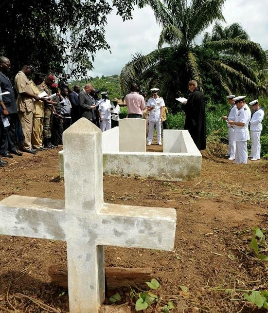 Commonwealth War Grave Commission Tomb for MV Dumana RAF Seaplane Tender景点图片