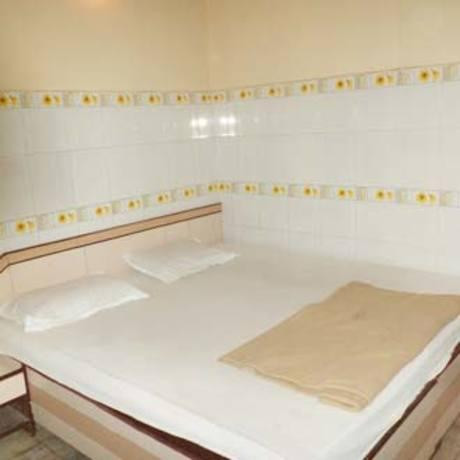 Hotel Sameer Lodging & Boarding