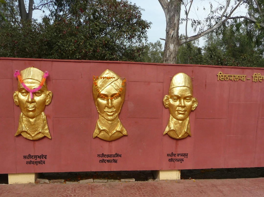 National Martyrs Memorial景点图片