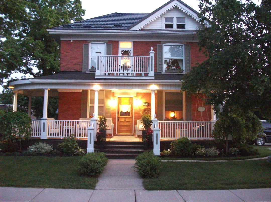 Silken Retreat主图