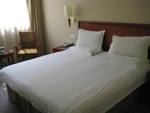 格雅酒店(苏州寒山寺滨河路地铁站店)主图