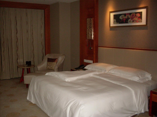 世纪金源大饭店主图