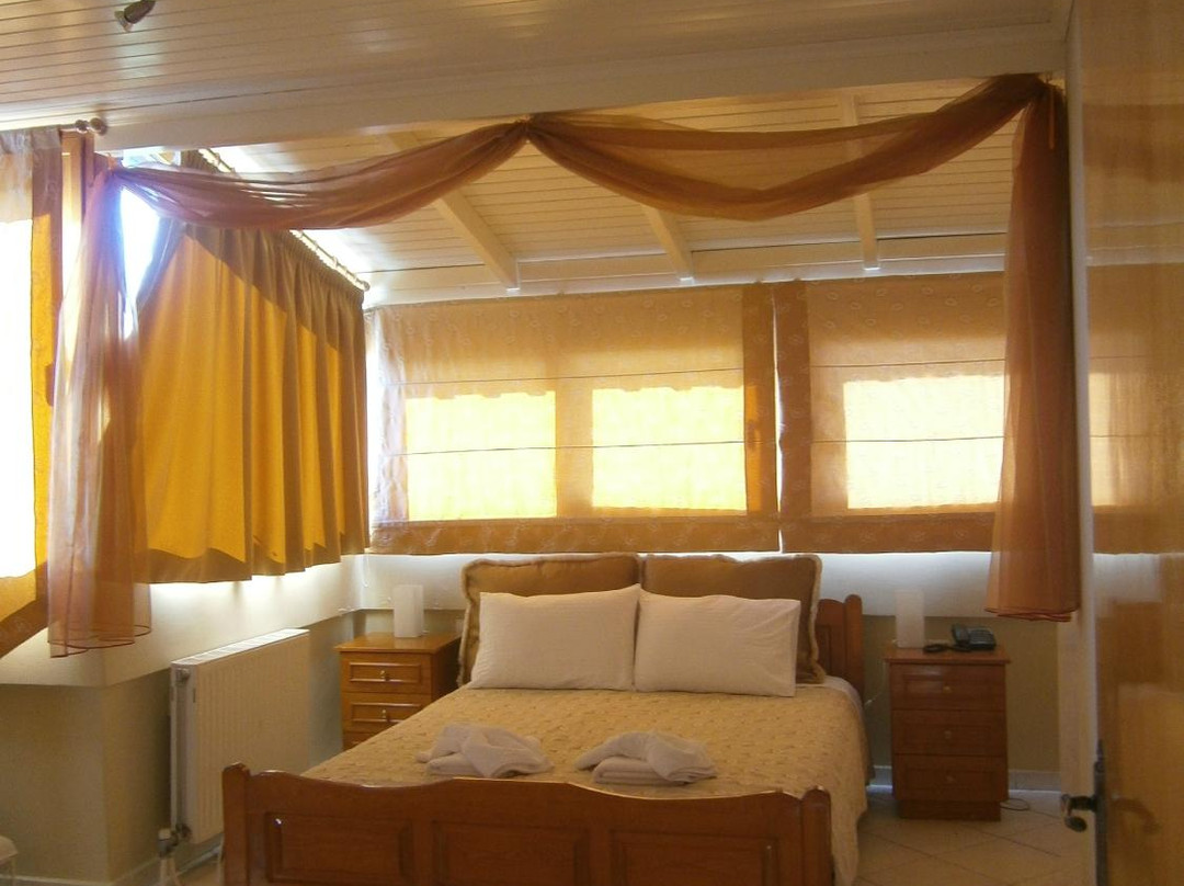 Bella Vista Apartments主图