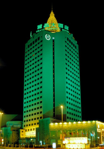 青岛丽晶大酒店主图