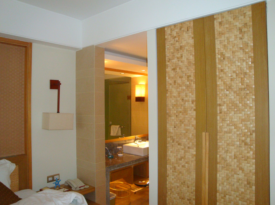 曼湾禾田居度假酒店主图