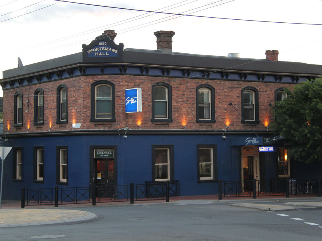 Sportsman's Hall Hotel主图