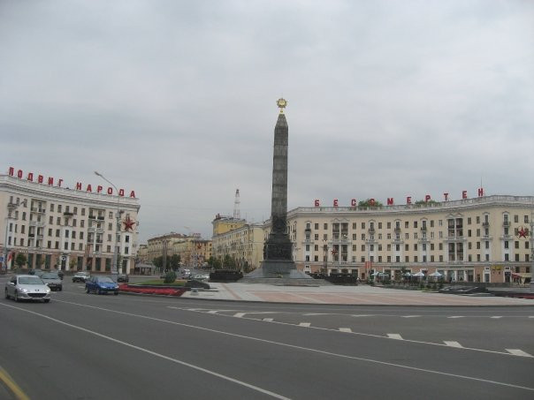 Victory Square-明斯克必去景点