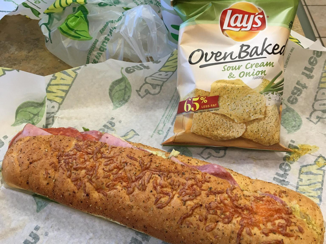 Springhill餐馆和美食-Subway