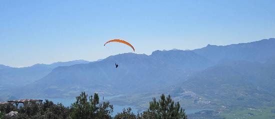 FlySpain Paragliding Centre景点图片