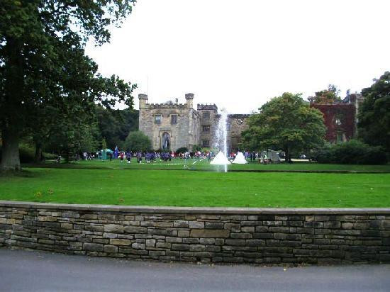 Towneley Hall Art Gallery & Museum-伯恩利必去景点