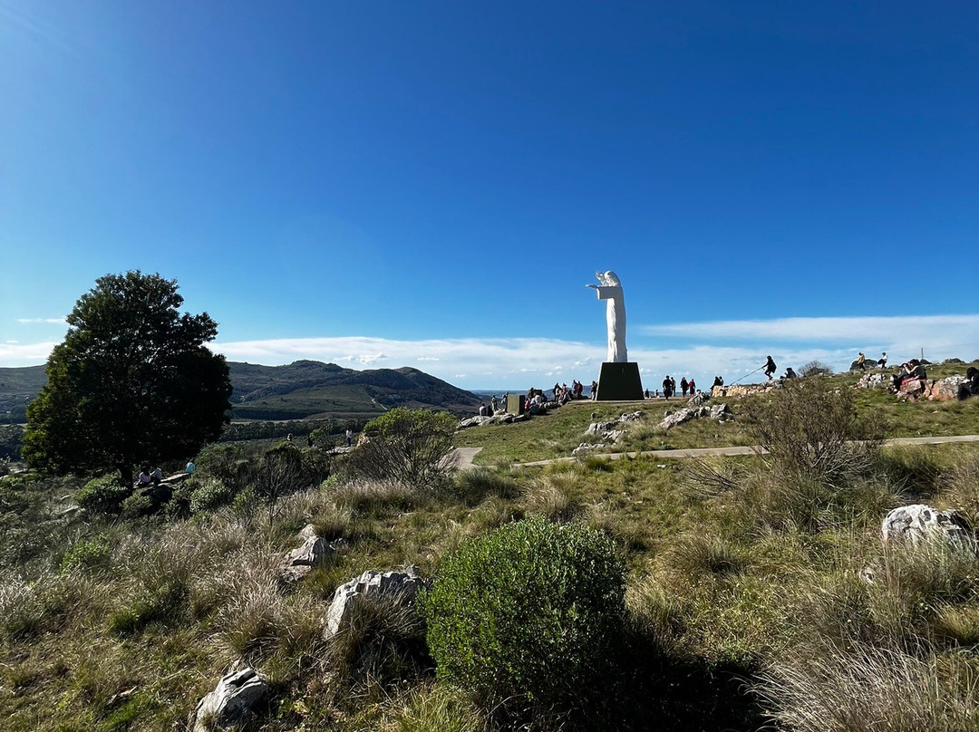 Cristo de las Sierras景点图片