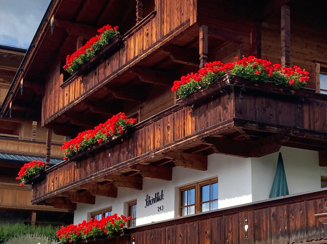 Alpbach St. Oswald Parish Church景点图片