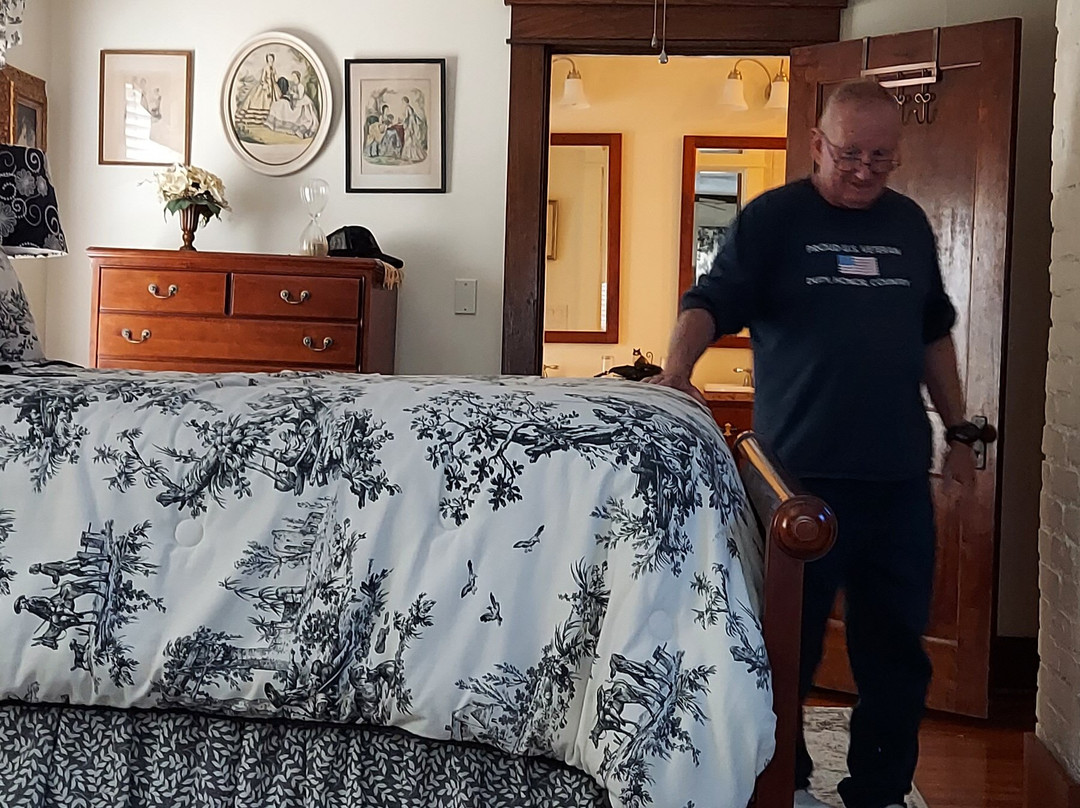 The Destination LLC主图