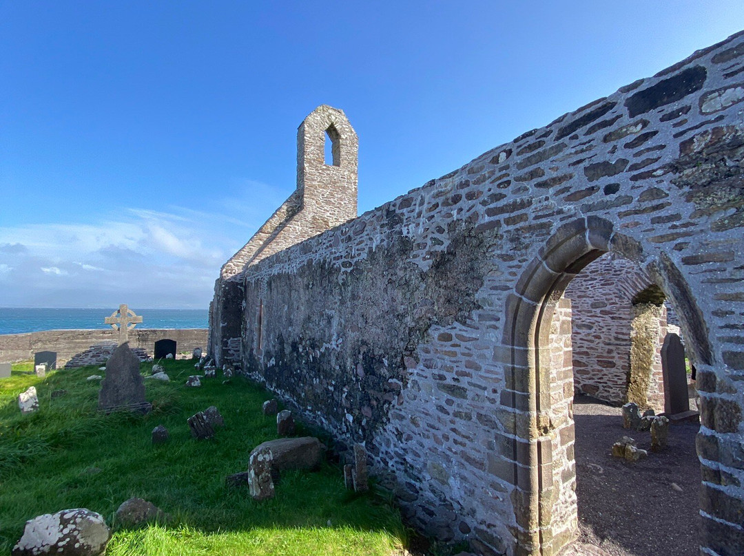 Ballinskelligs Abbey-Ballinskelligs必去景点