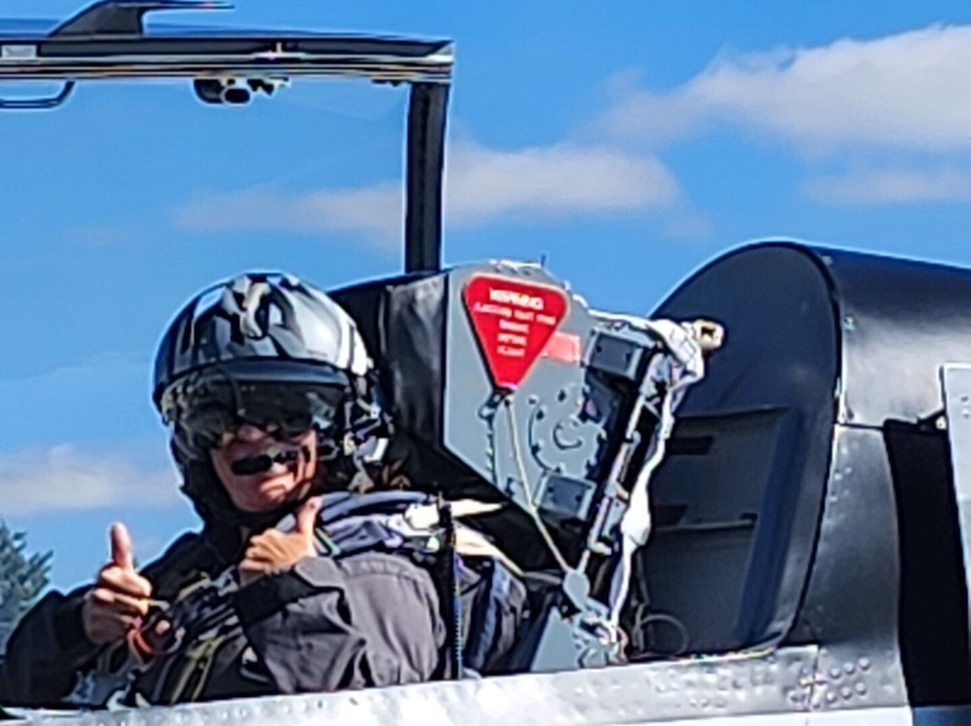 Top Gun Voltige景点图片