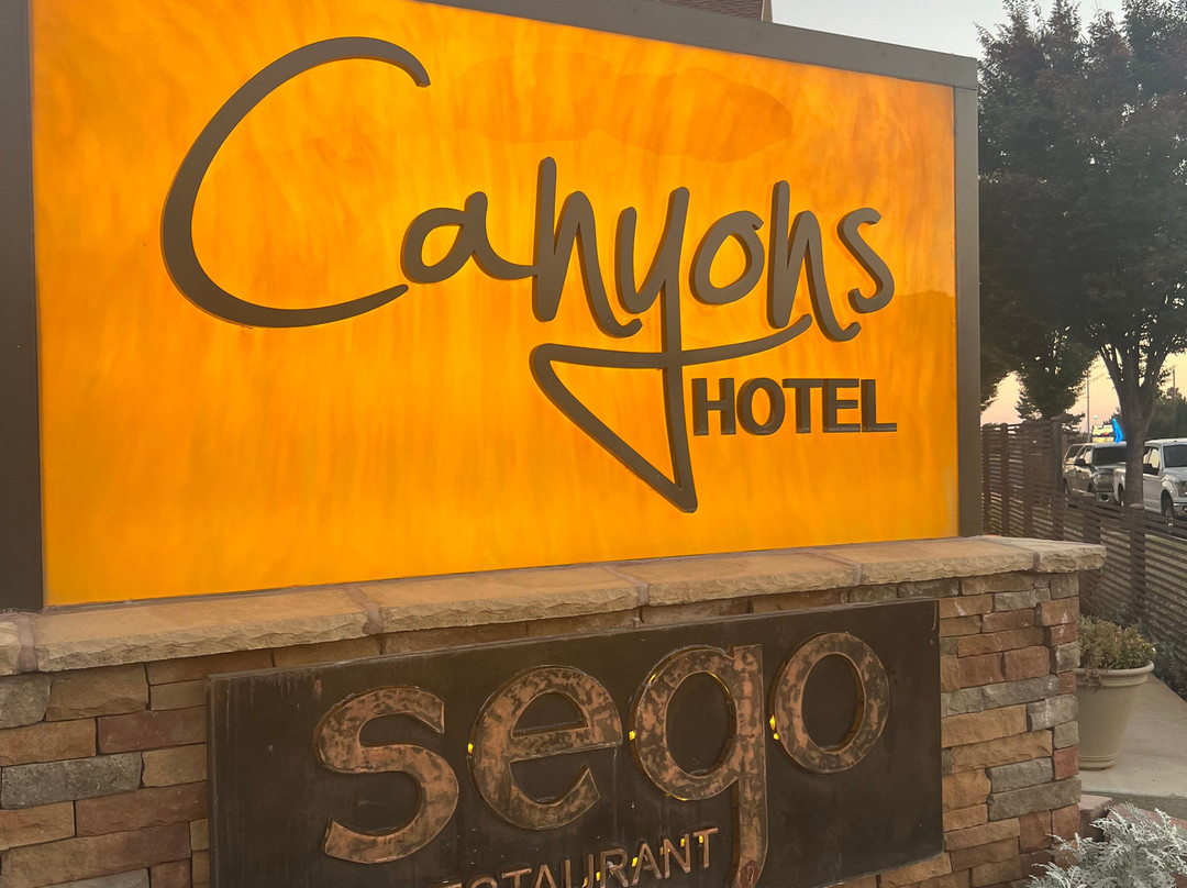 大峡谷旅馆主图