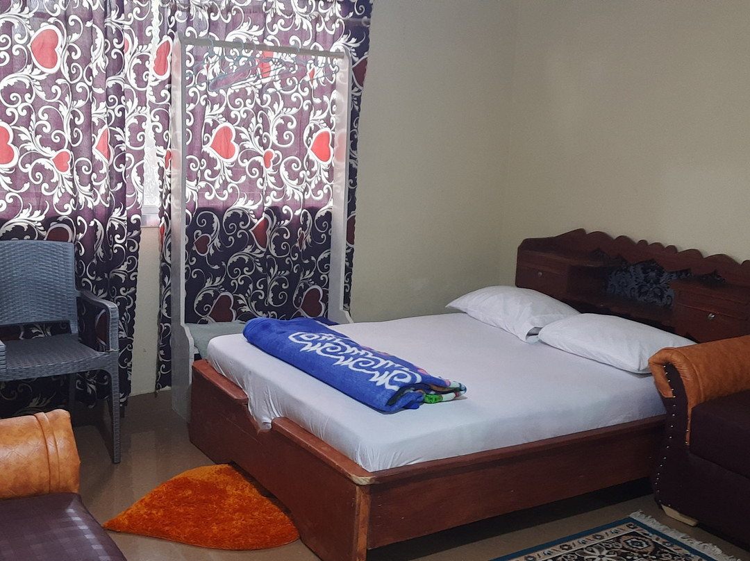 Yogi Homestay Freetown主图