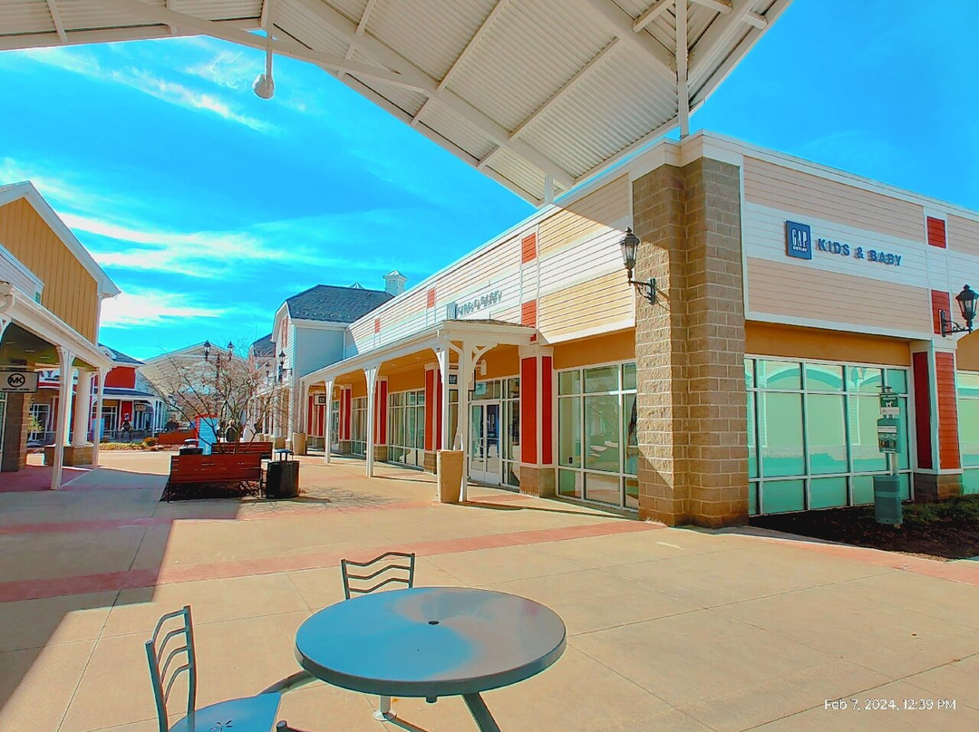 Tanger Outlets Pittsburgh景点图片
