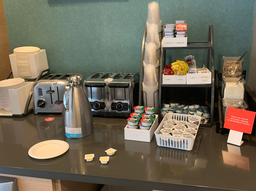 avid Hotel Madison - Monona by IHG主图