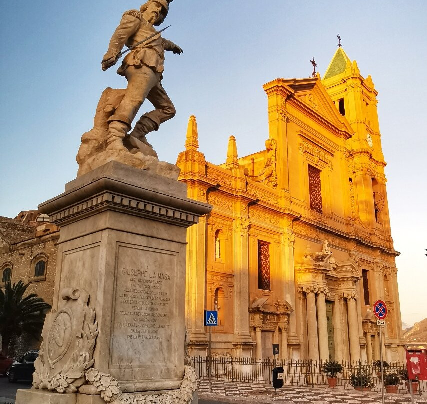 Statua di Giuseppe La Masa景点图片