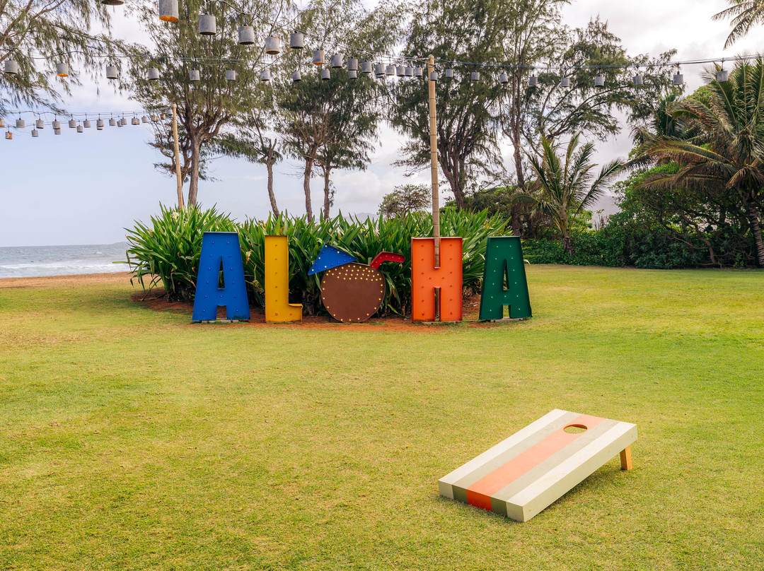 考爱岛海岸水上酒店主图