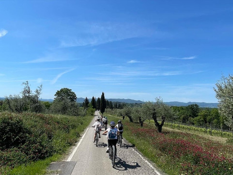Biking Tuscany Tour-Peccioli必去景点