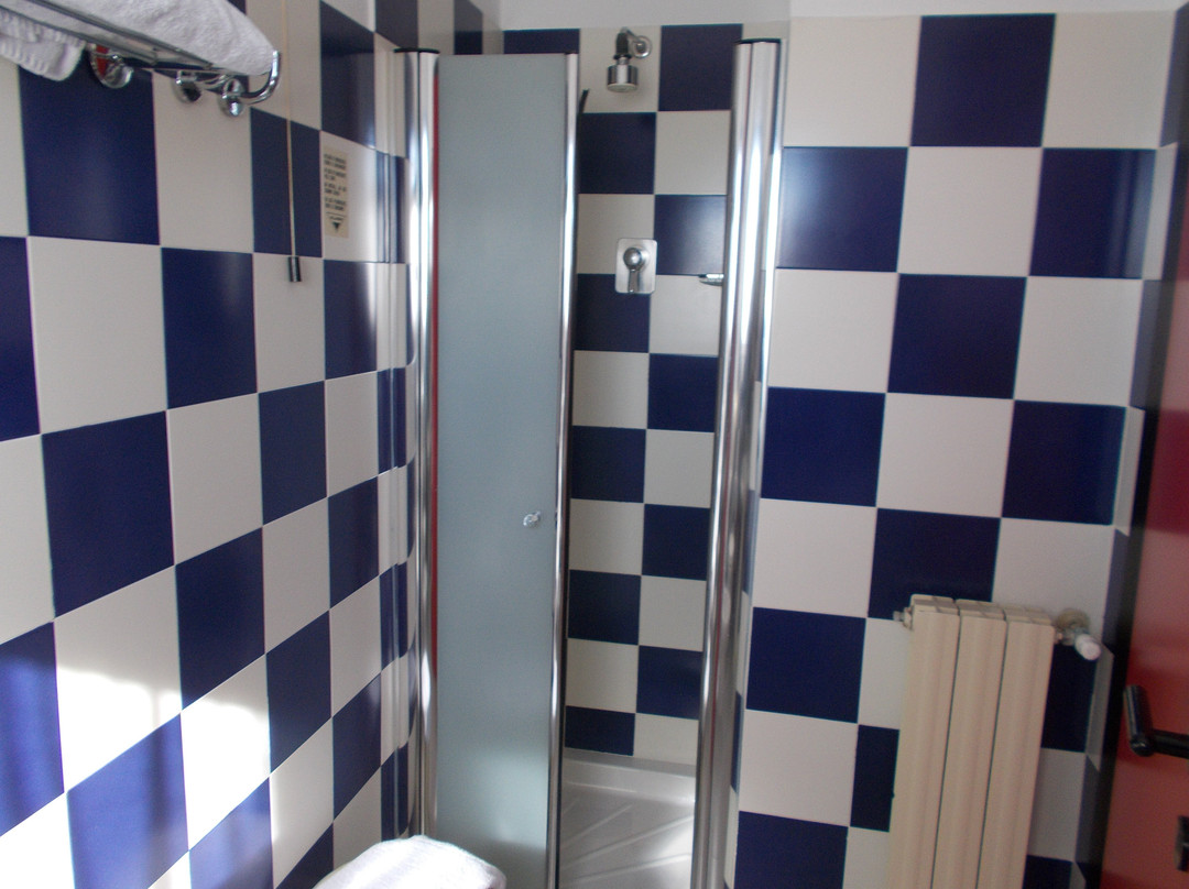 Hotel Versailles主图