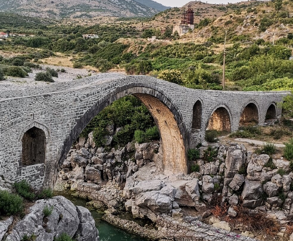 Mesi Bridge-Boks必去景点