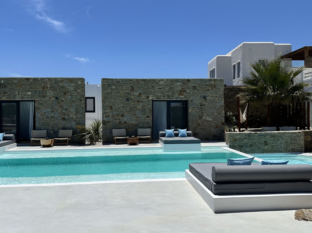 Myconian Theros Luxury Suites