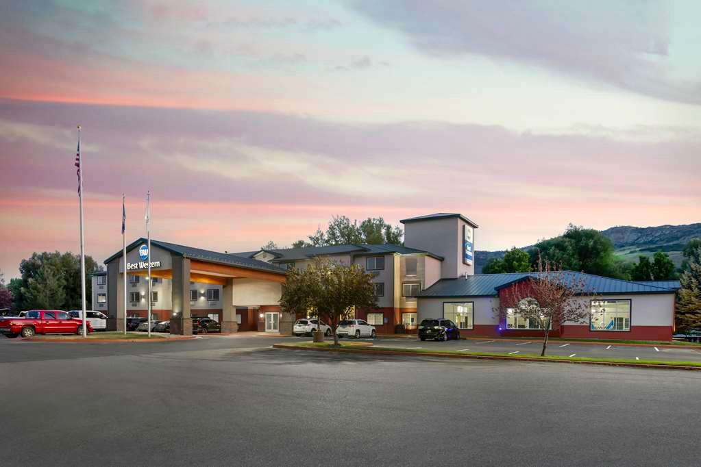 Best Western Holiday Hills主图