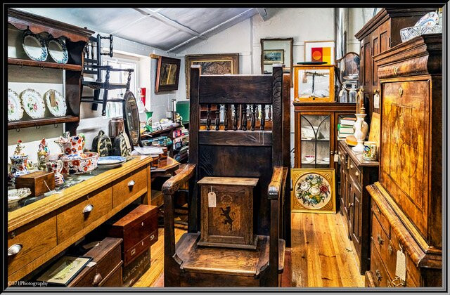 Cirencester Antiques Centre-赛伦塞斯特必去景点