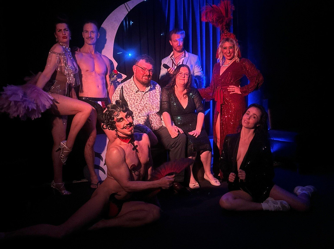 Talk and Tease Comedy Cabaret Dinner Show景点图片
