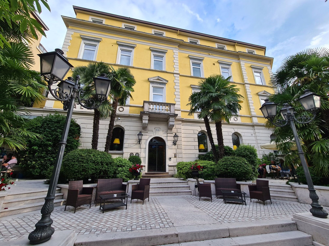 Hotel Rovereto主图