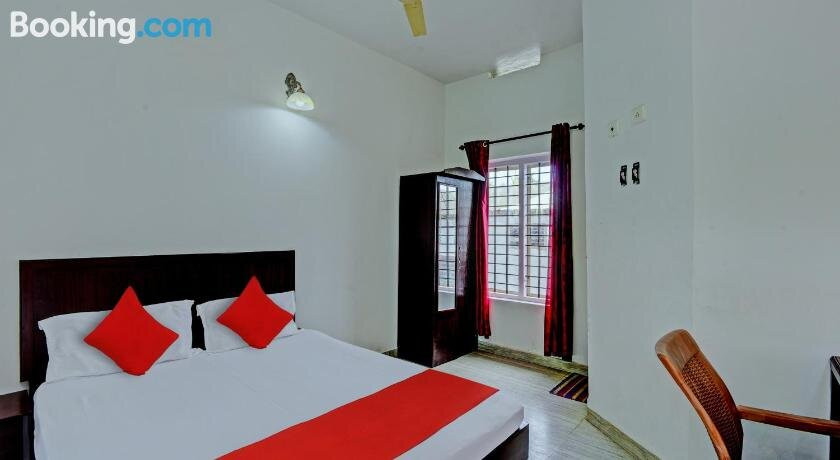 OYO Flagship Yayaz Castle