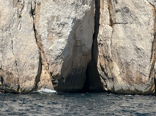 L'Eden Boat-拉西奥塔必去景点