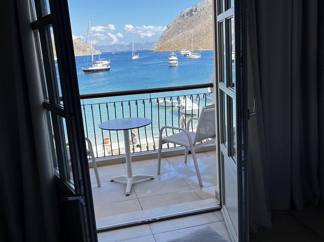 Pedi Beach Hotel主图