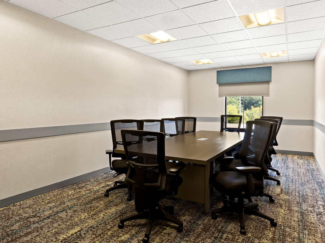 Hampton Inn & Suites Canton主图