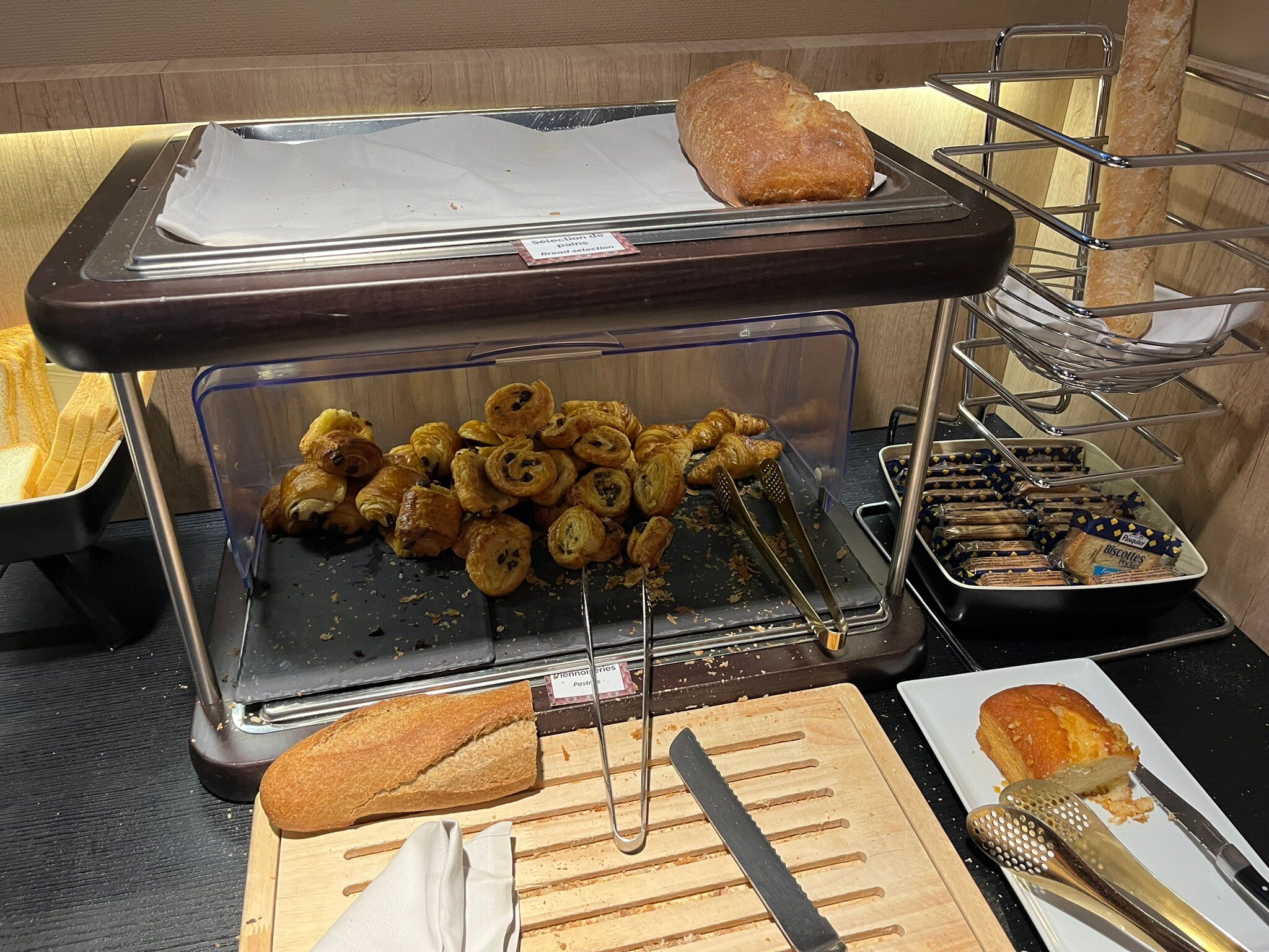 里昂卢瓦特酒店-官方