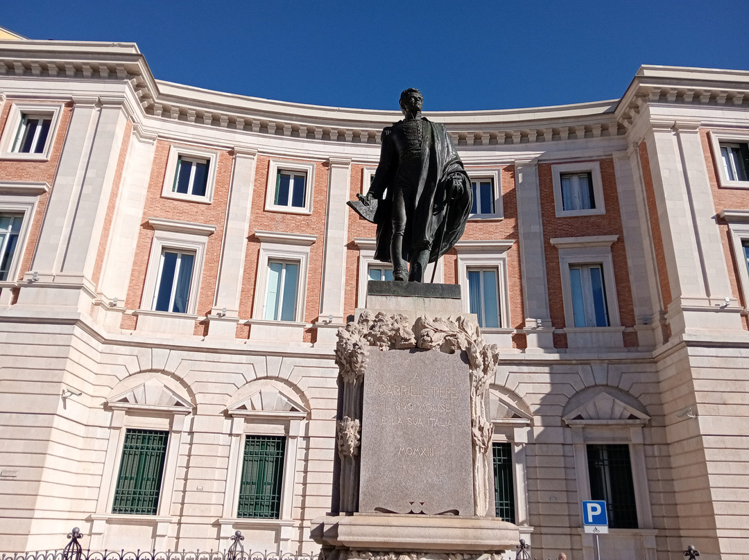 Monumento a Gabriele Pepe景点图片