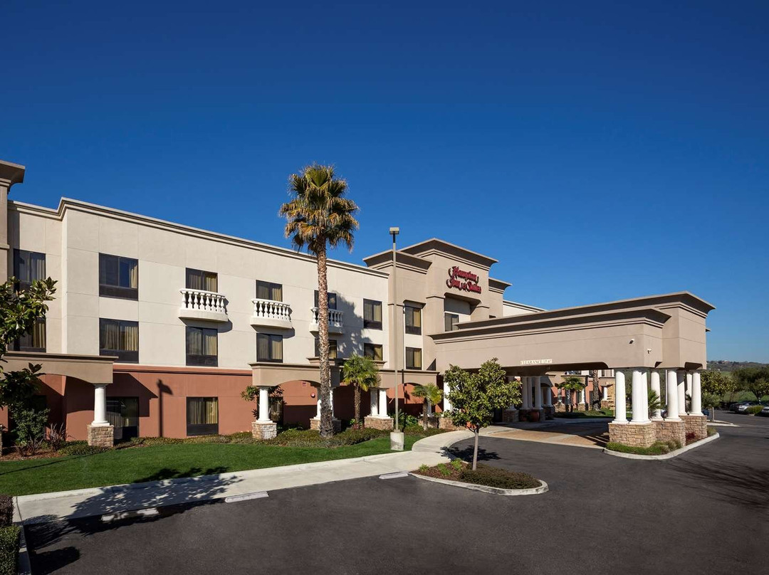 Hampton Inn & Suites Paso Robles主图