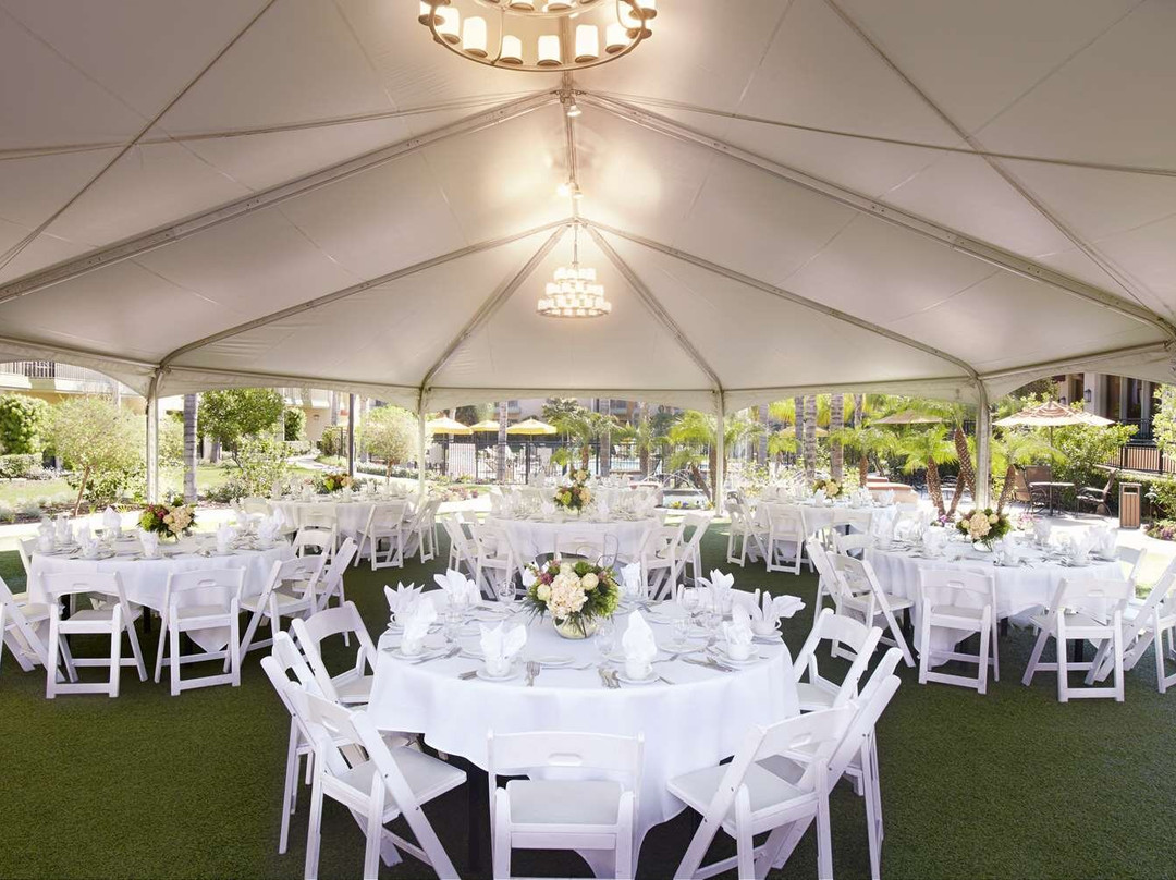 希尔顿安大略机场逸林酒店