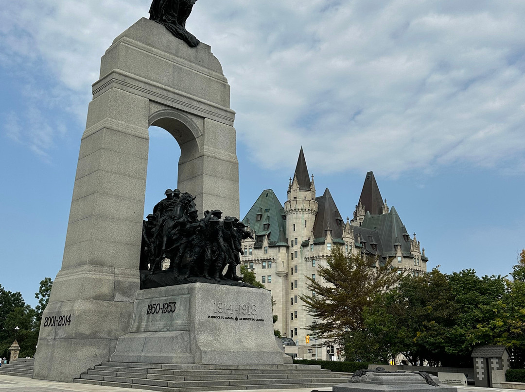 Tomb of the Unknown Soldier-渥太华必去景点