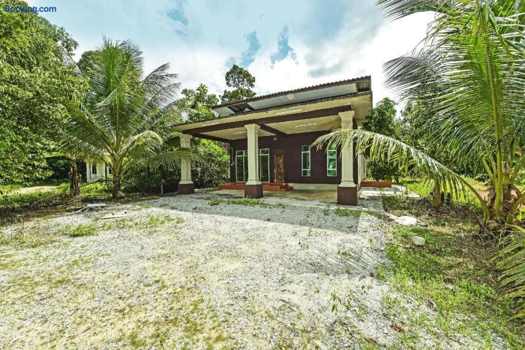 Home 90607 Casaria Besut