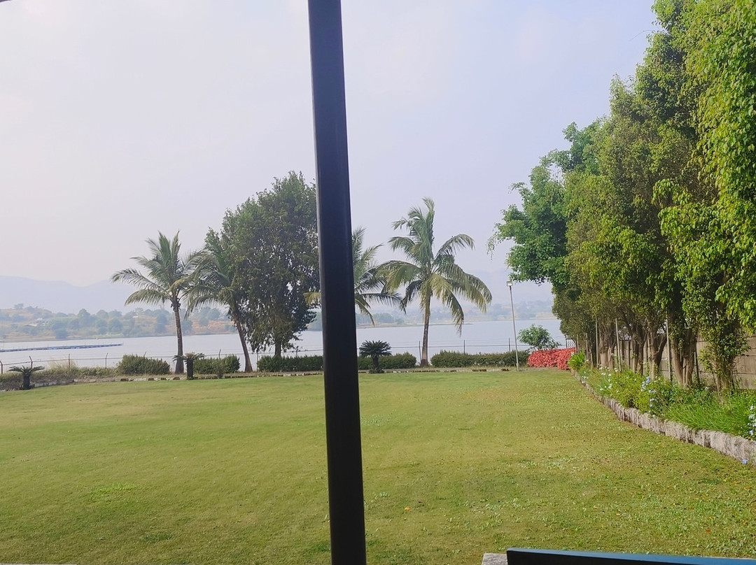 Savana Lake Resort主图