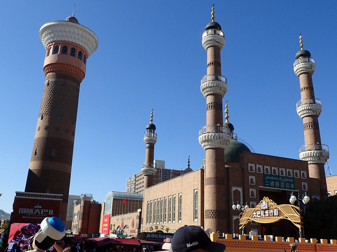 Silk Road China Tours-敦煌市必去景点