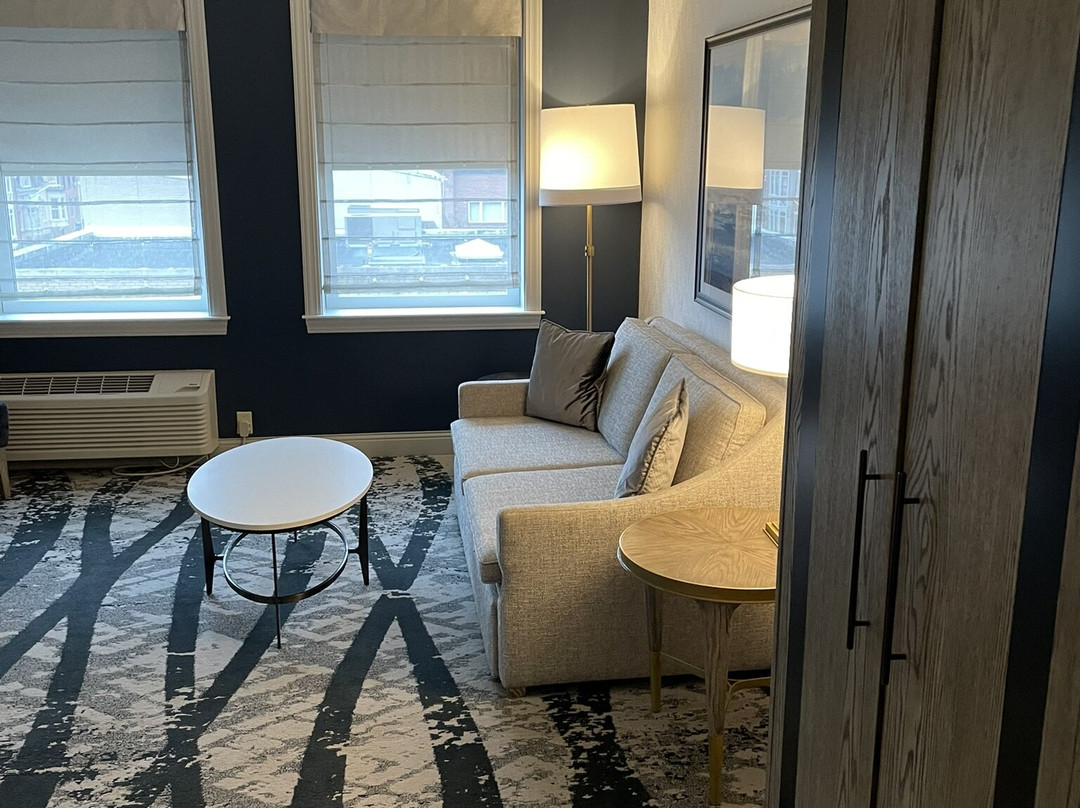 The Yorktowne Hotel, Tapestry Collection By Hilton主图