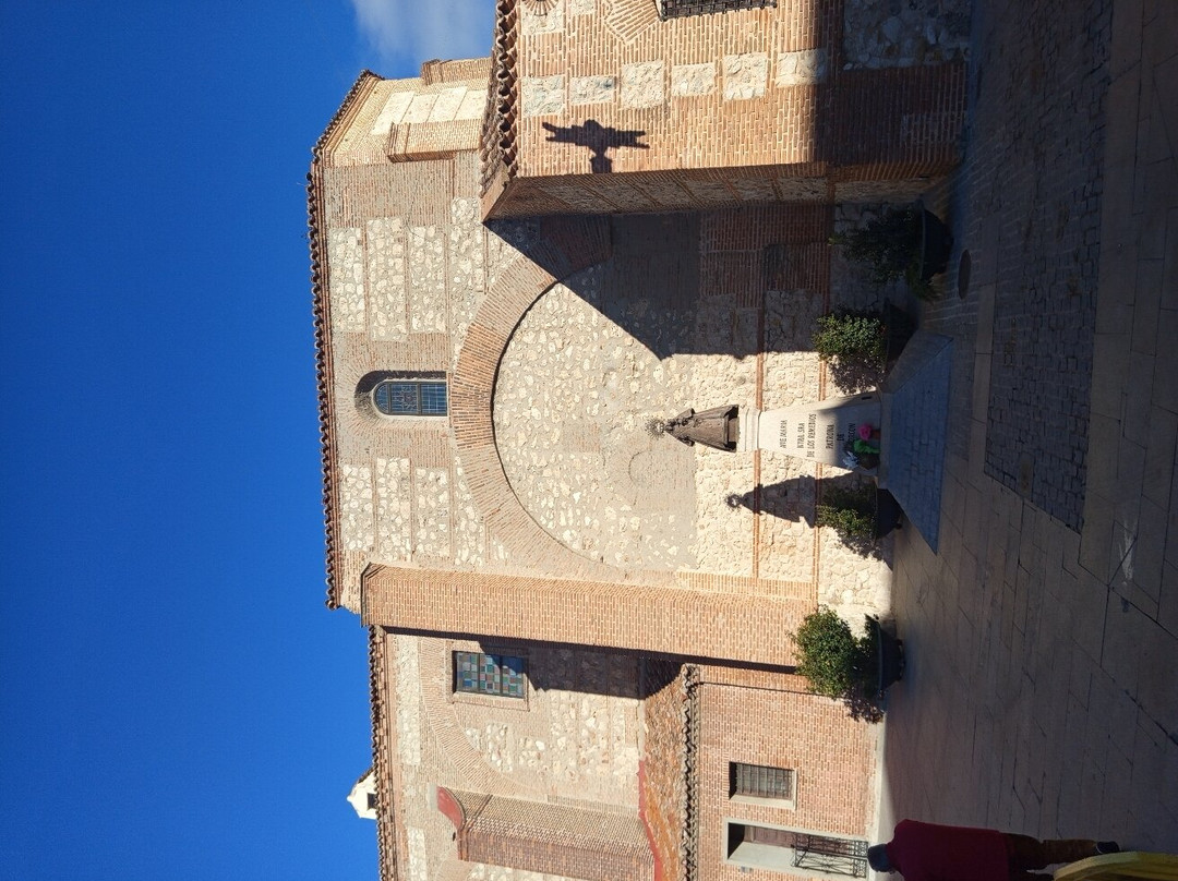 Parroquia Santa María la Blanca-艾科坎必去景点