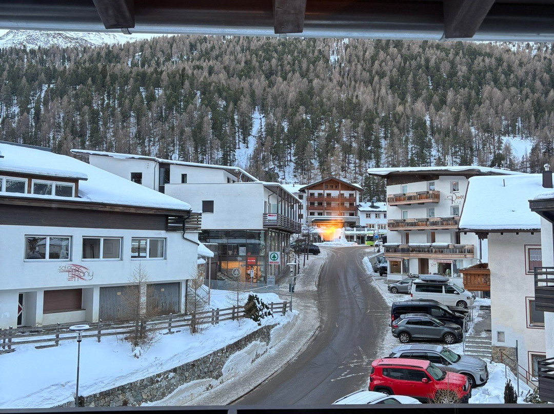 朱利露斯帕耶酒店主图