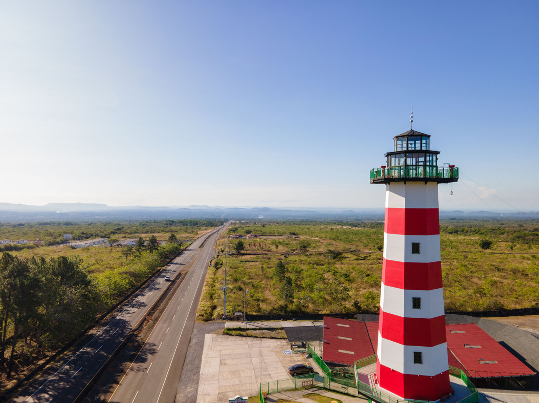 Faro Panamá景点图片