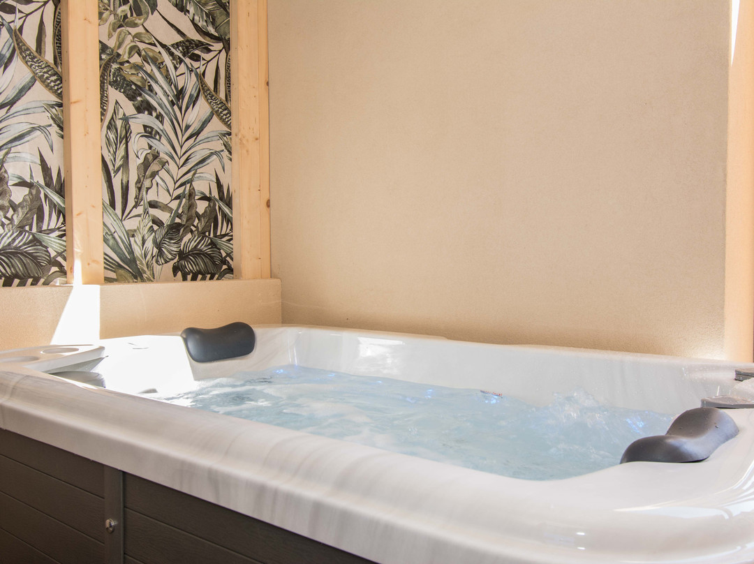 Yianna Caravel by Checkin主图